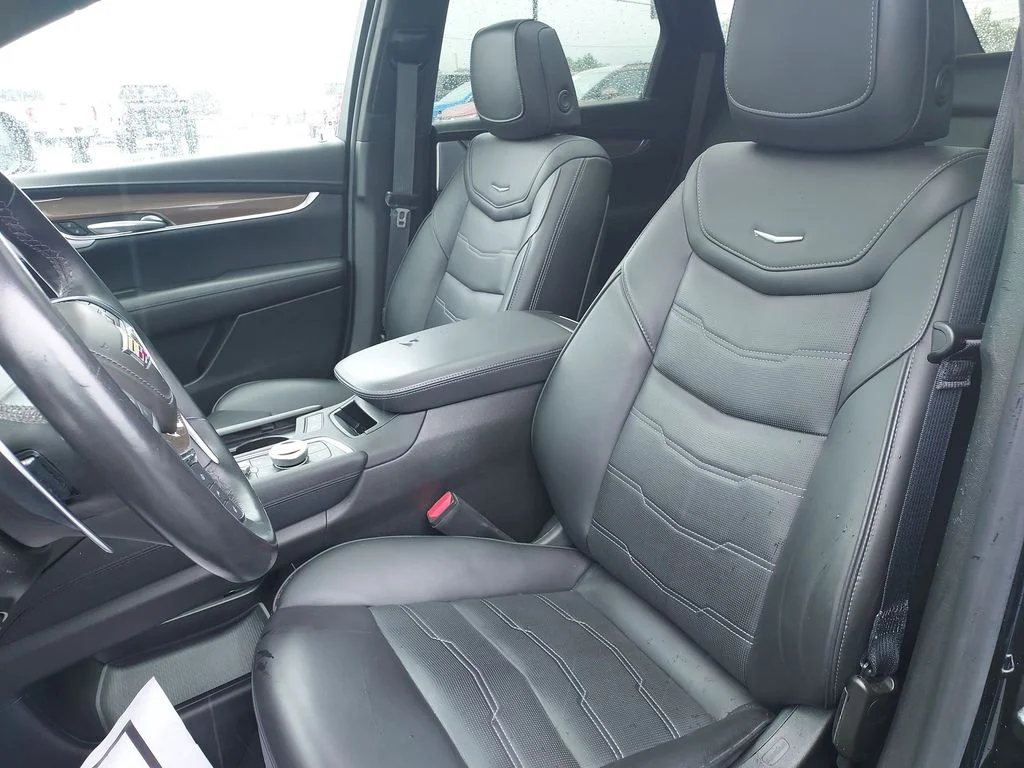 Used 2024 Black Cadillac Sport image 17