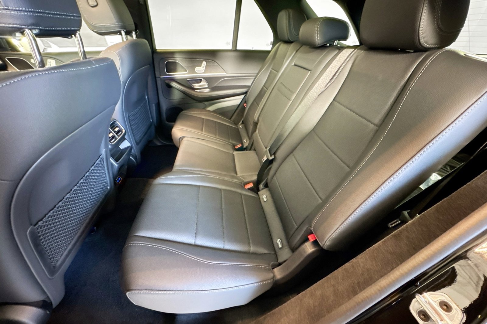 New 2026 Obsidian Black Metallic Mercedes-Benz GLE 350 image 22