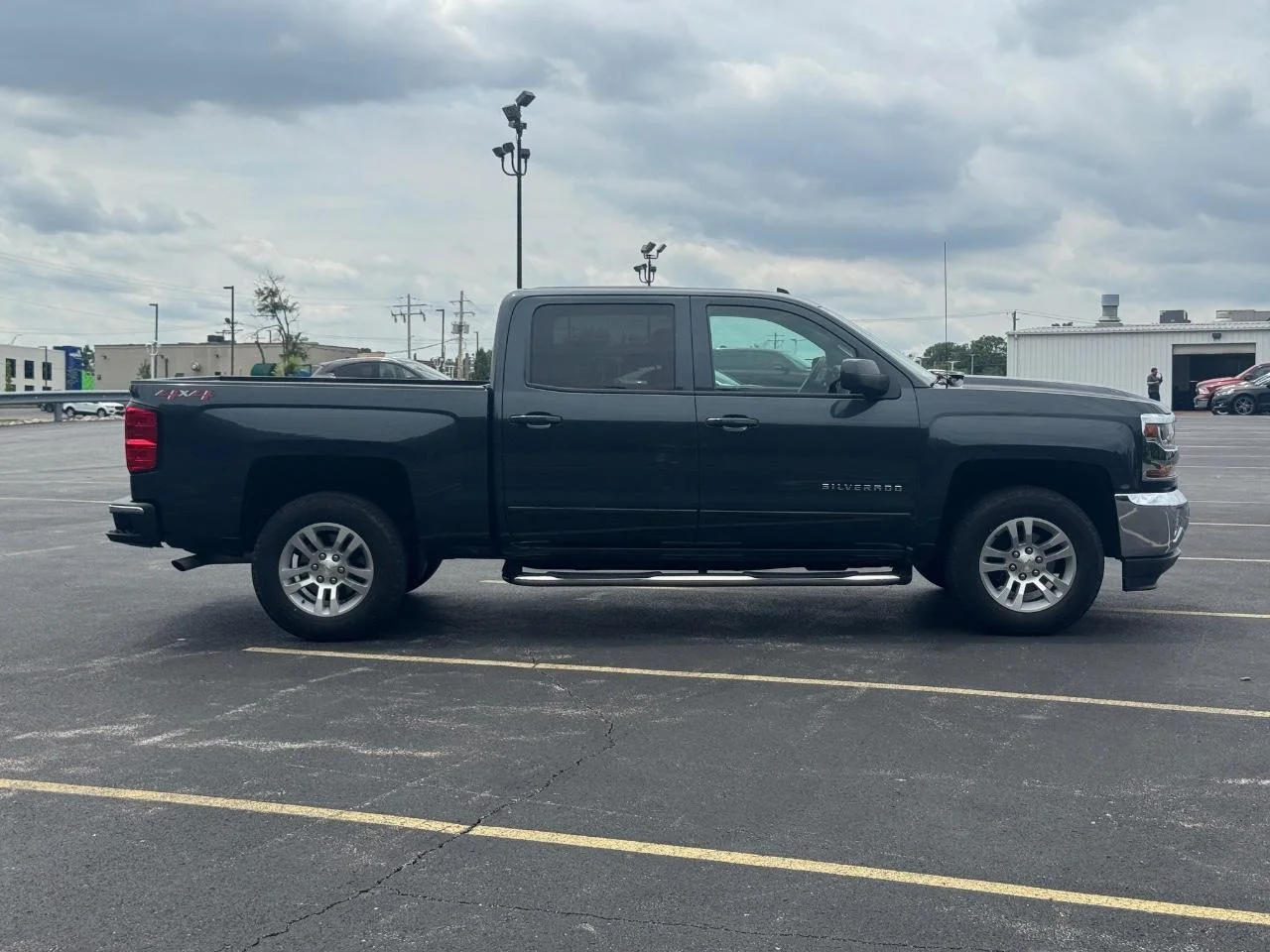 Used 2018 Graphite Metallic Chevrolet LT image 3