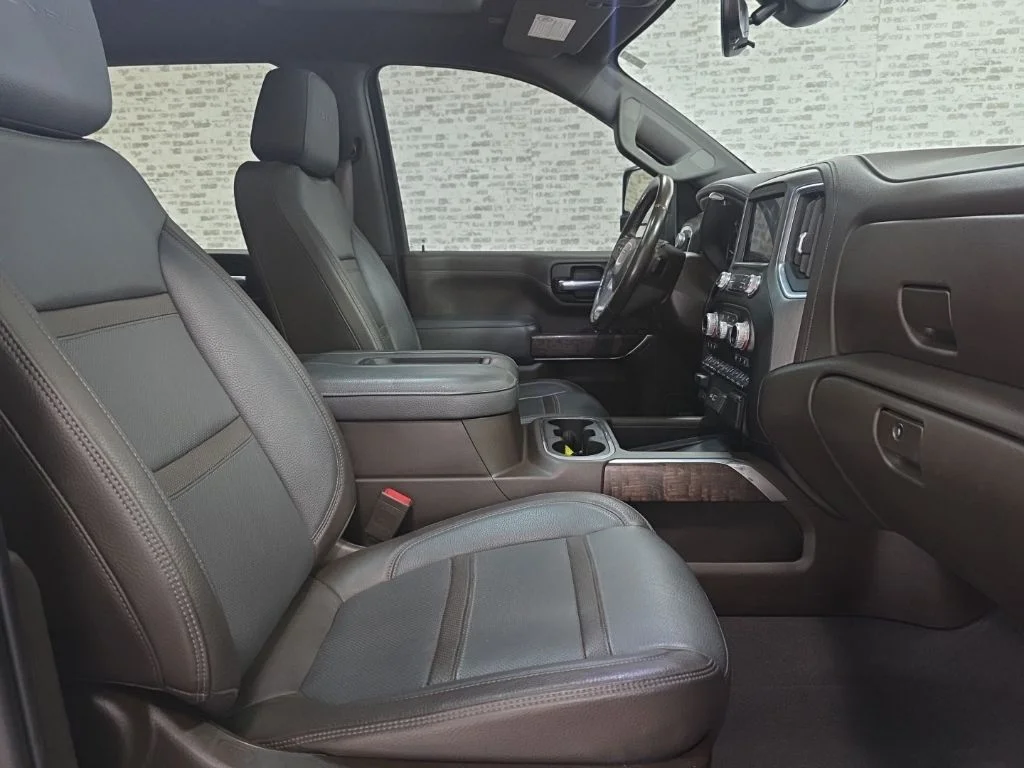 Used 2021 Ebony Twilight Metallic GMC Denali image 11