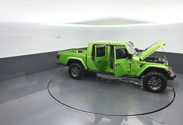 Used 2025 Mojito! Clearcoat Jeep Mojave image 34