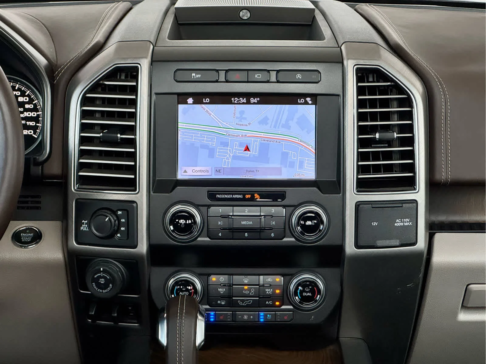 Used 2019  Ford Limited image 20