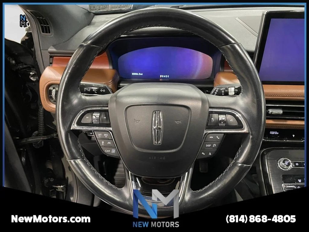 Used 2022 Black Metallic Lincoln Reserve image 12