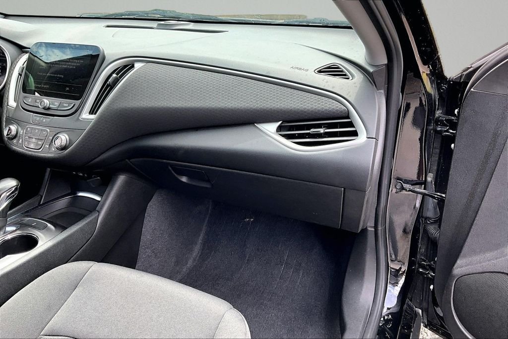 Used 2022 Black Chevrolet LT image 14