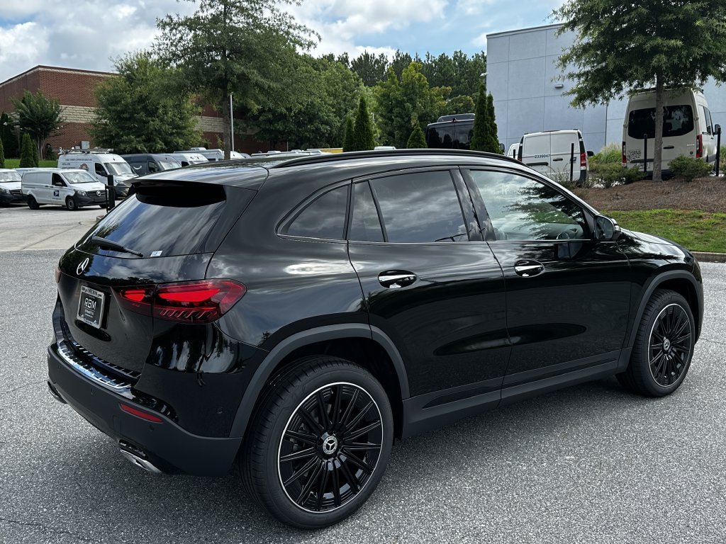 New 2026 Night Black Mercedes-Benz GLA 250 image 45