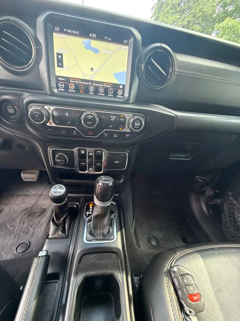 Used 2021 Black Jeep Overland image 22