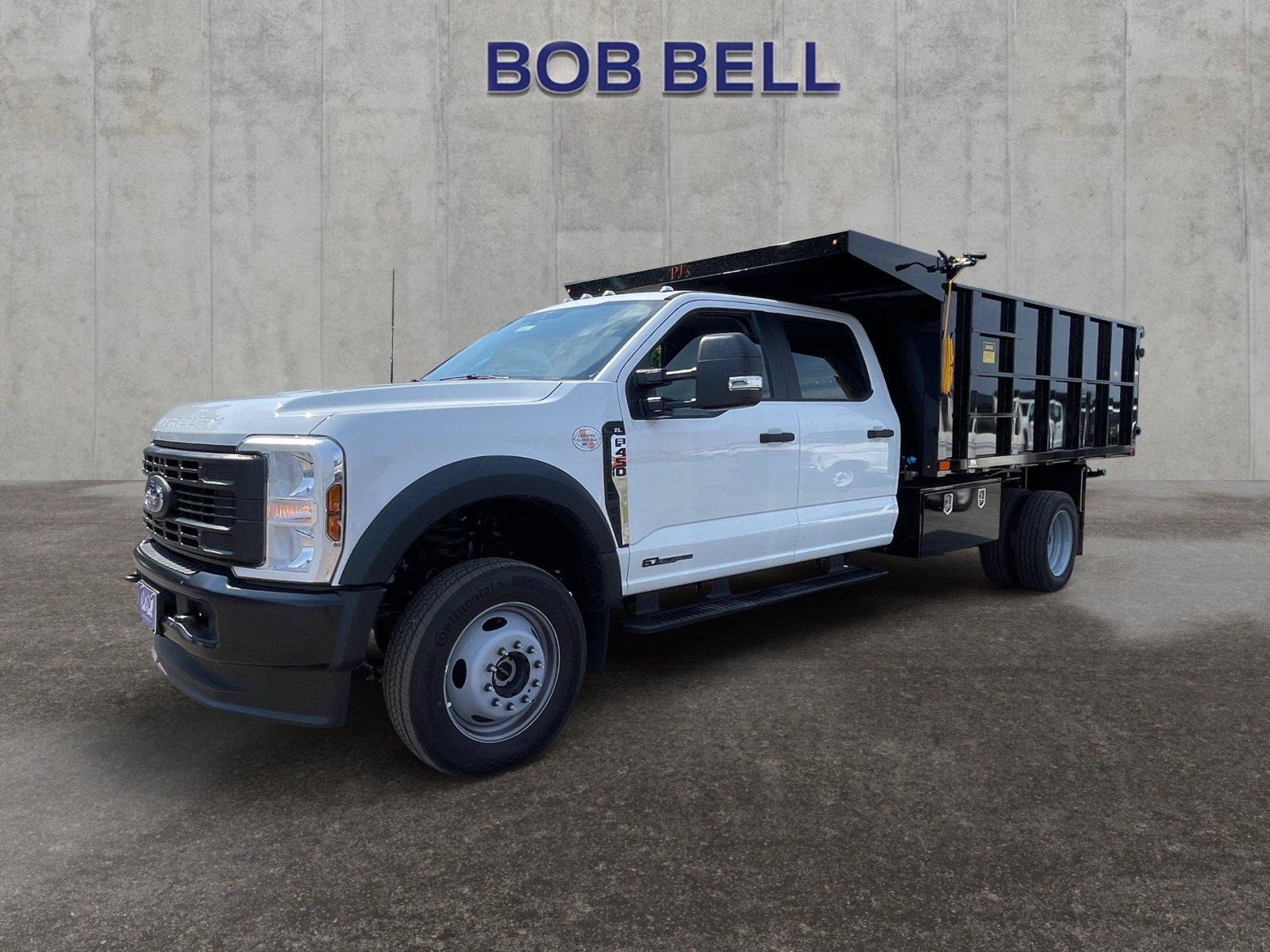 New 2026 Oxford White Ford F-450® XL image 1