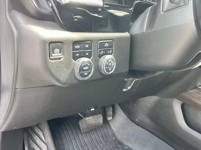 Used 2024 White Chevrolet RST image 28