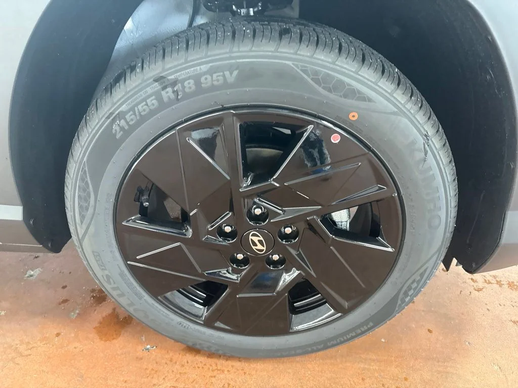 New 2027 Atlas White Hyundai SEL Sport image 11