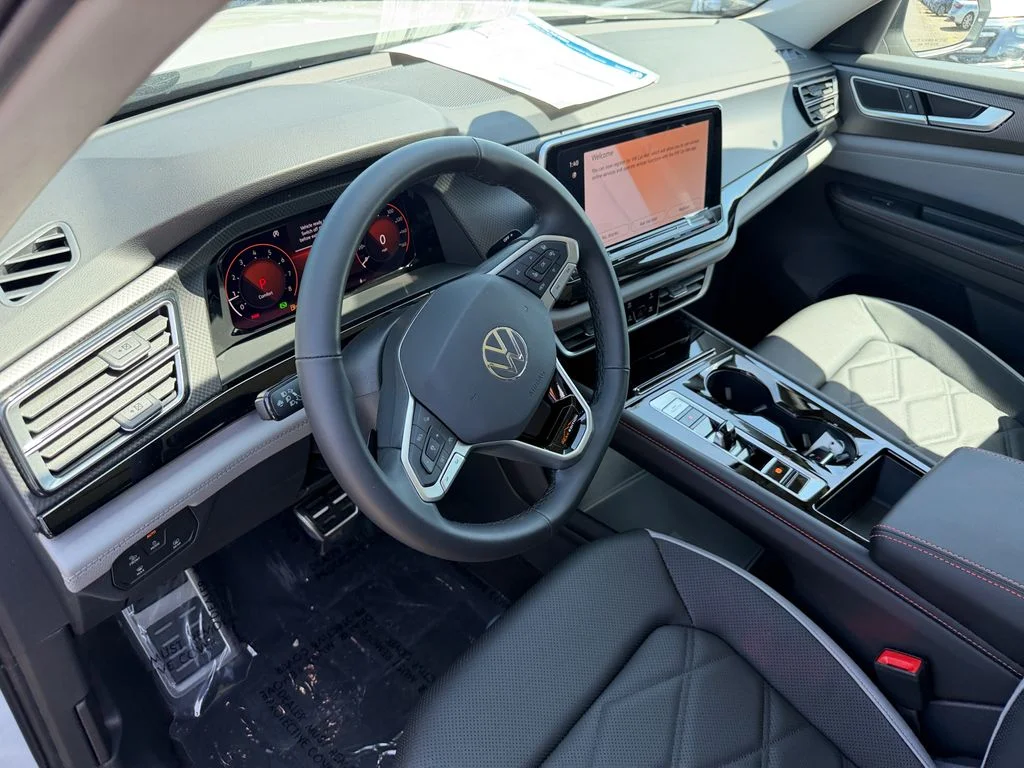 New 2026 Opal White Pearl Volkswagen 2.0T Peak Edition image 13