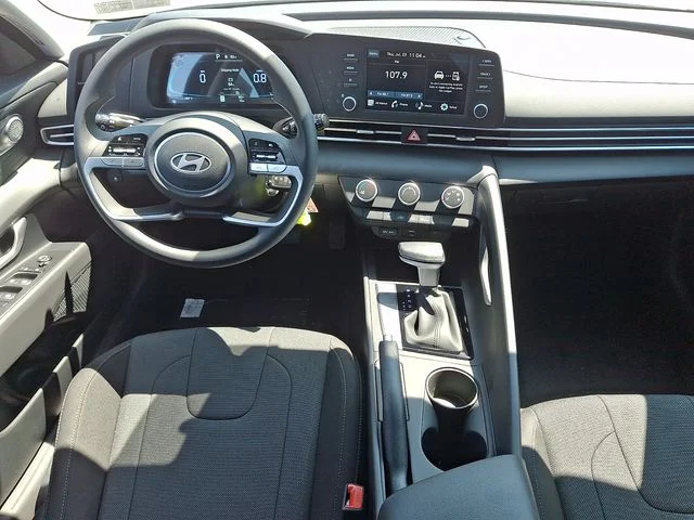 New 2026 Black Hyundai SE image 10