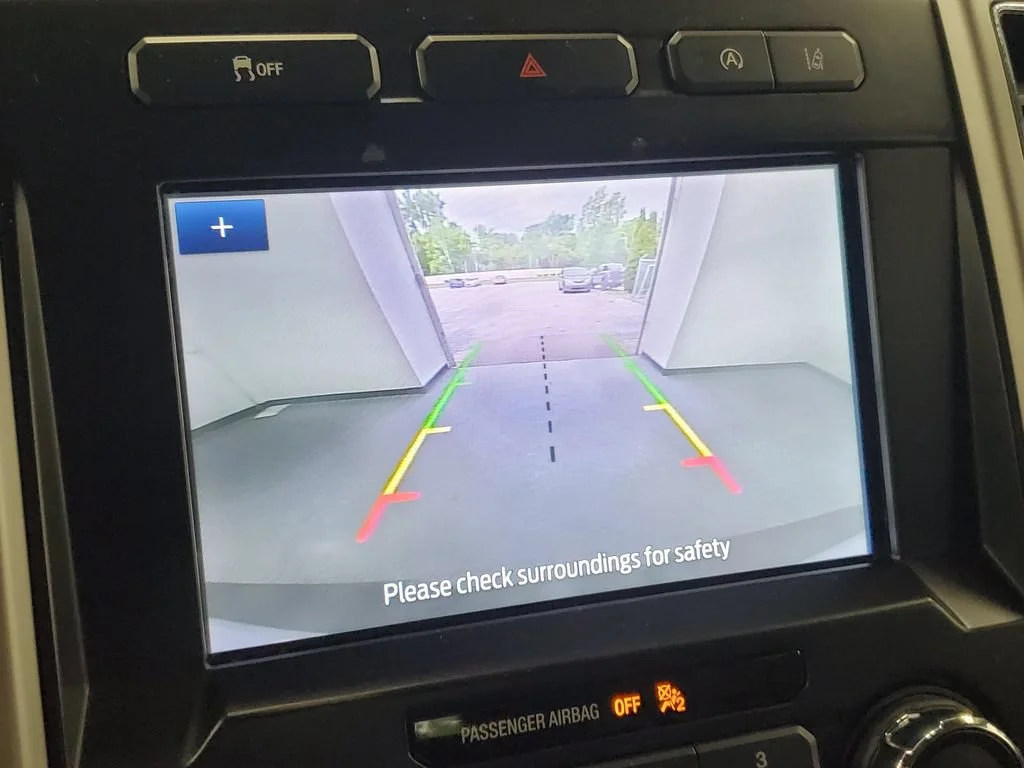 Used 2020 White Ford XL image 24