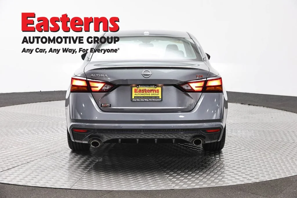 Used 2023 Gray Nissan 2.5 SR image 6