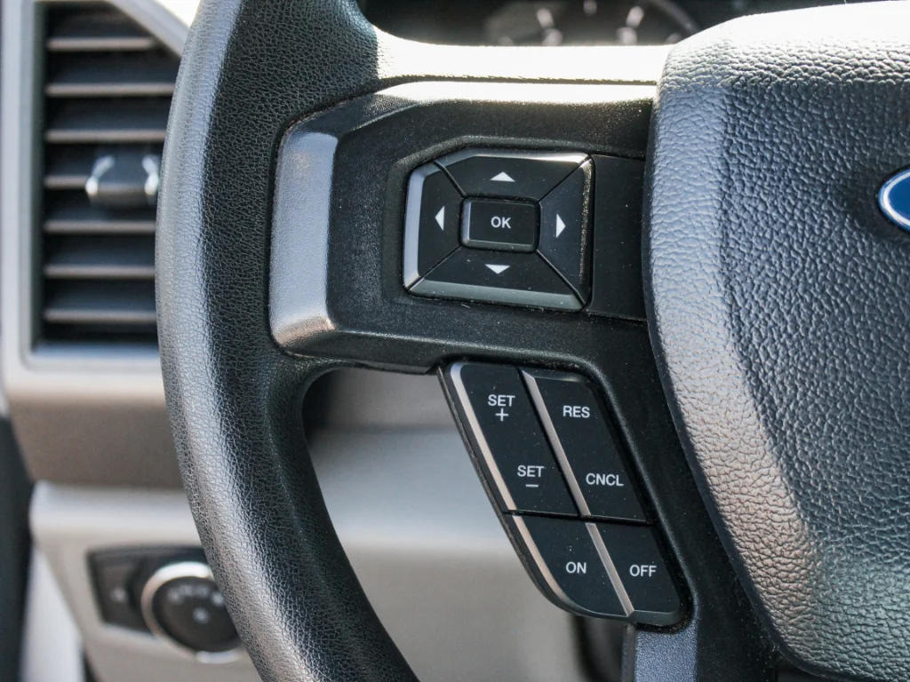 Used 2020 Oxford White Ford XL image 14