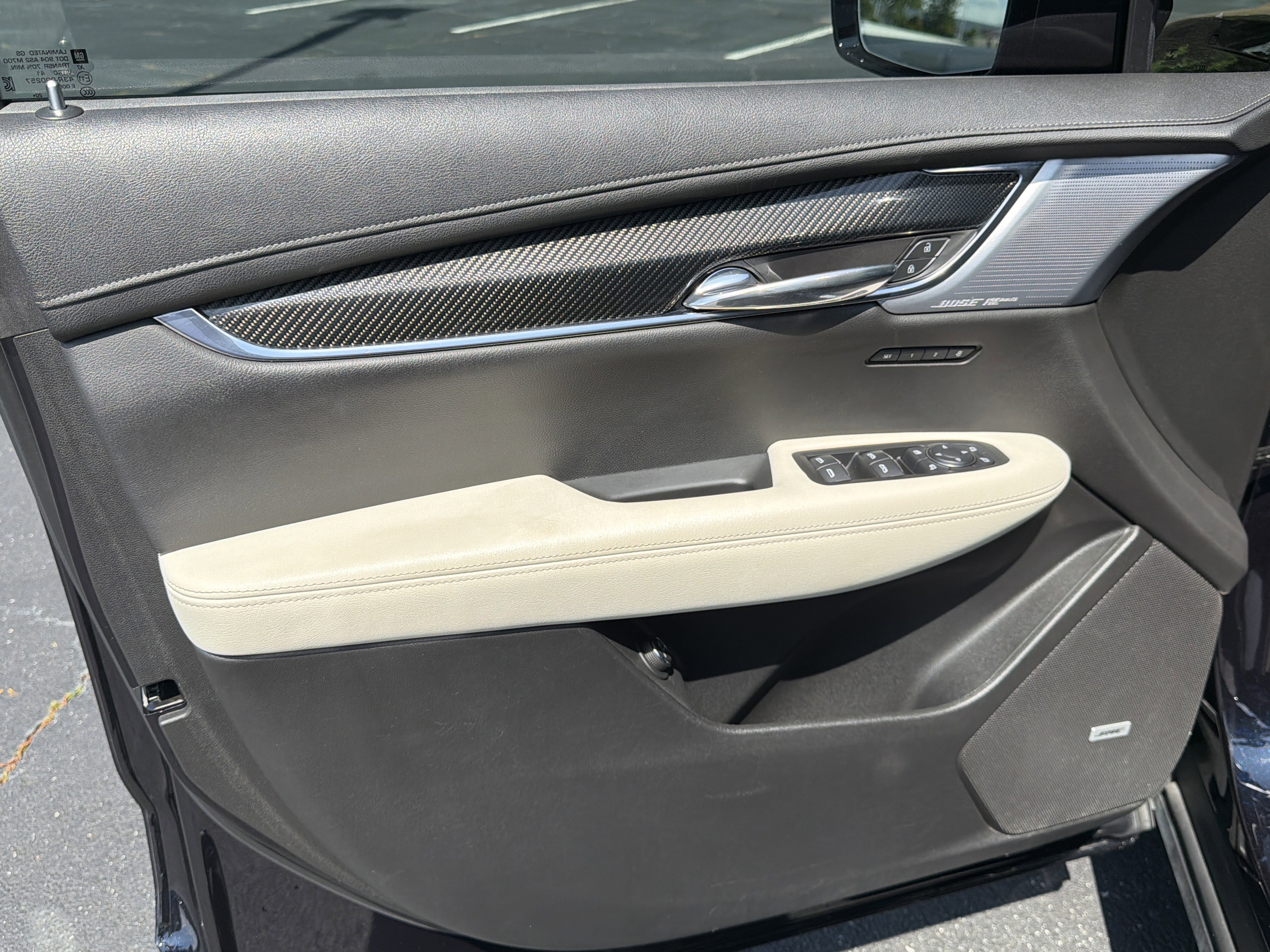 Used 2021 Dark Moon Blue Metallic Cadillac Sport image 13