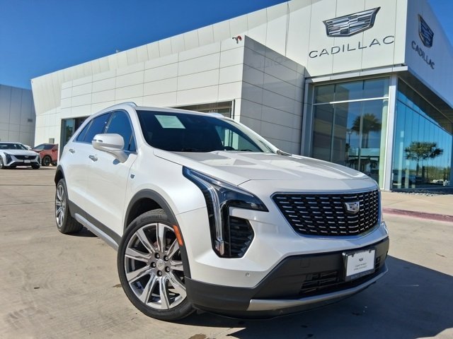 2023 Cadillac XT4 Premium Luxury