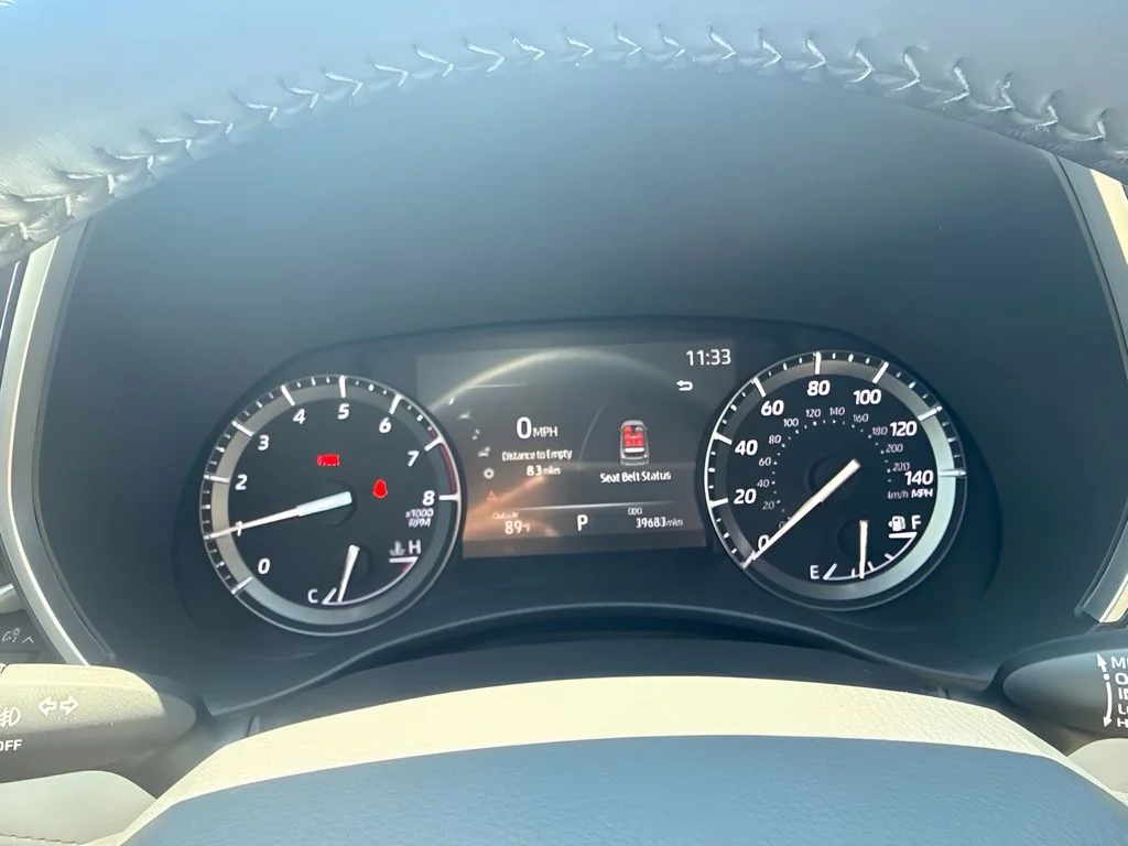 Used 2021 Black Toyota XLE image 13