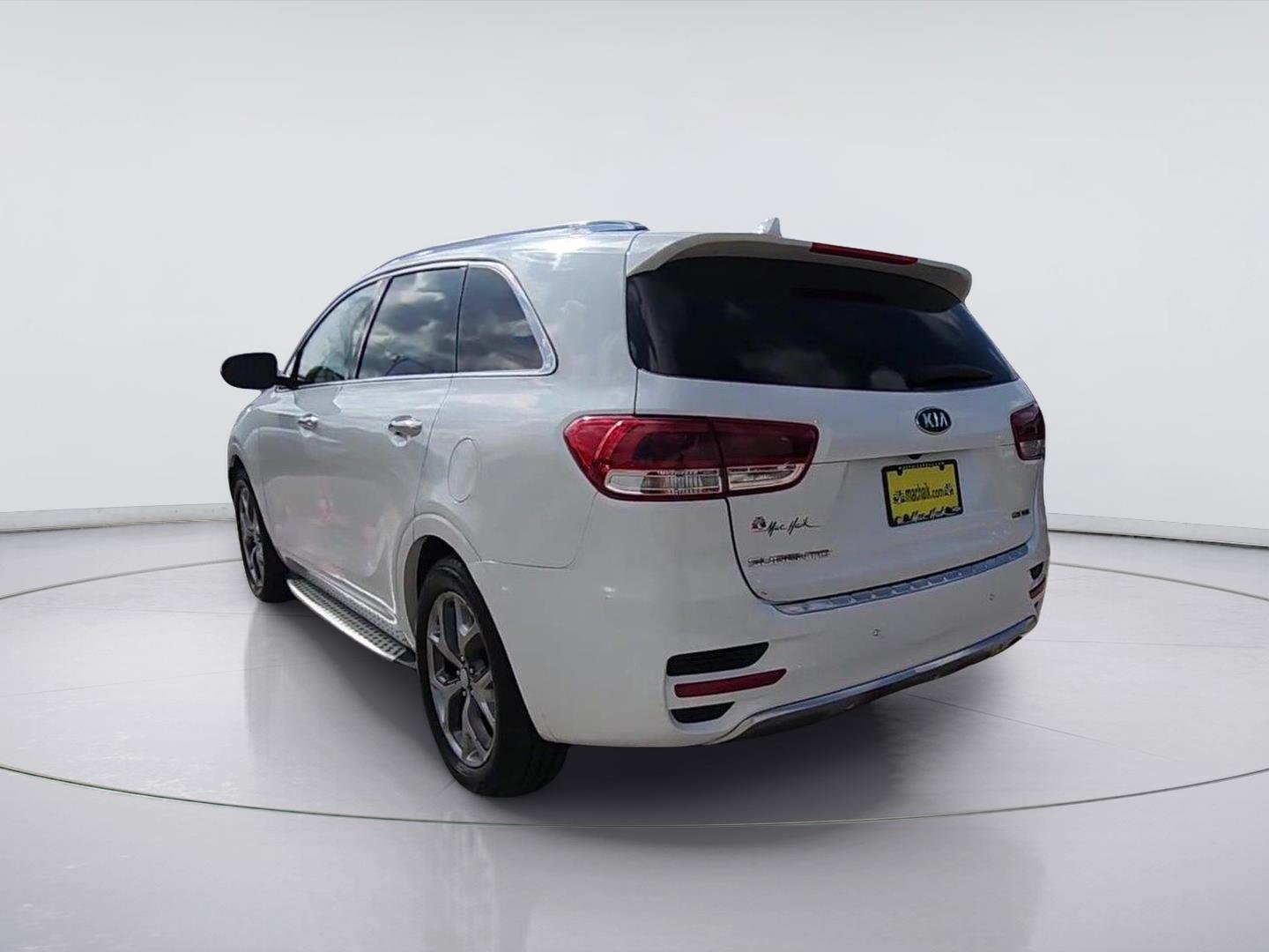 2017 Kia Sorento 3.3L SX White at Beck & Masten Kia