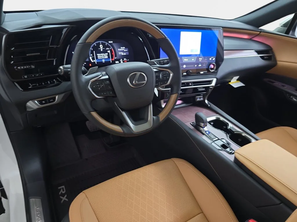 New 2026 Eminent White Pearl Lexus PREMIUM PLUS image 10