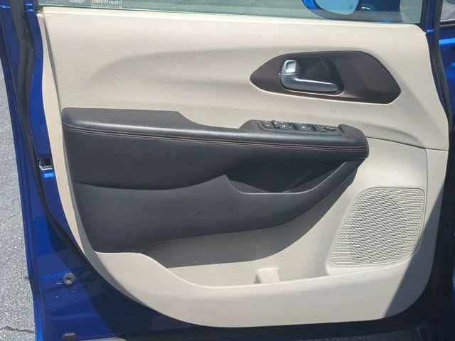 Used 2019 Blue Chrysler Touring L image 12