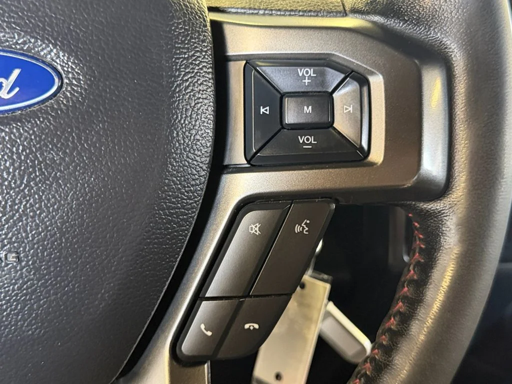 Used 2018  Ford XLT image 30