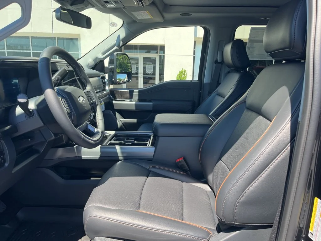 New 2026 Agate Black Metallic Ford F-250® Lariat® image 16