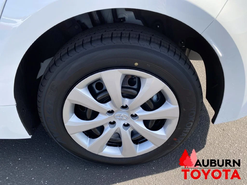 New 2027 Ice Cap Toyota  LE image 22