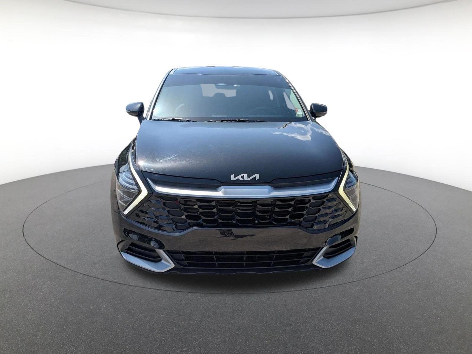 Used 2024 Ebony Black Kia EX image 9