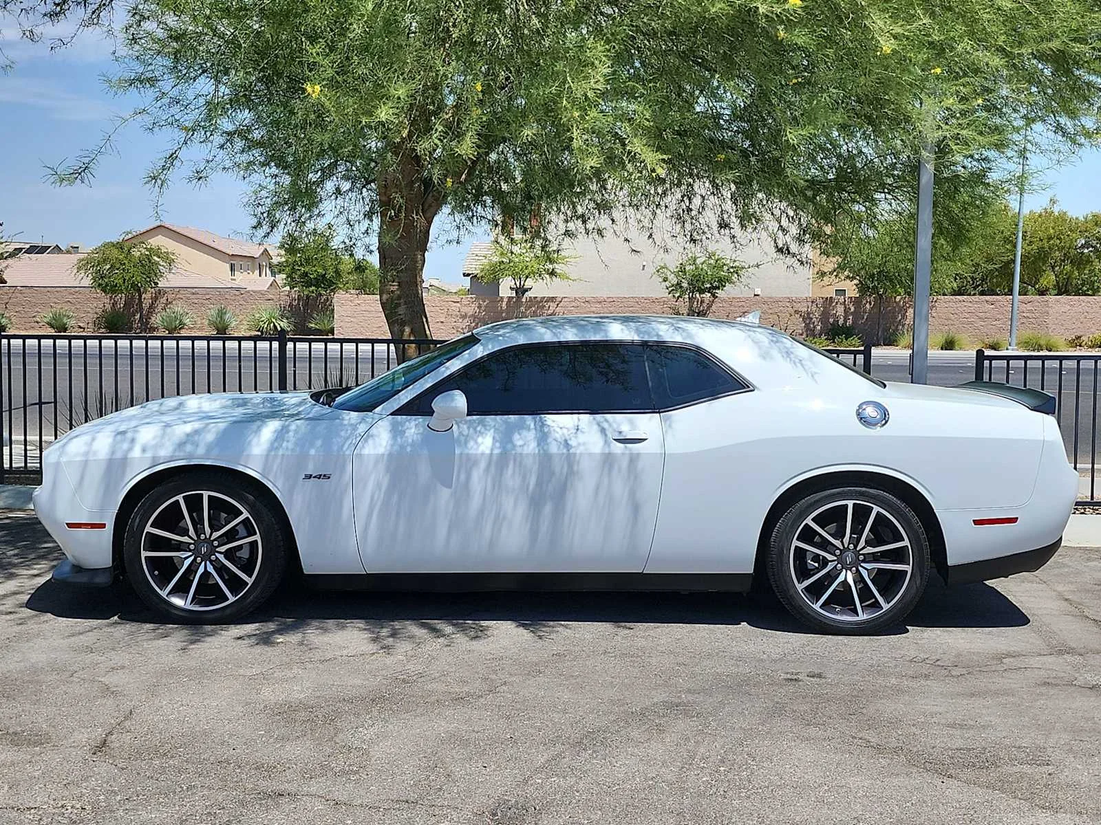 Used 2023 White Knuckle Clearcoat Dodge R/T image 5