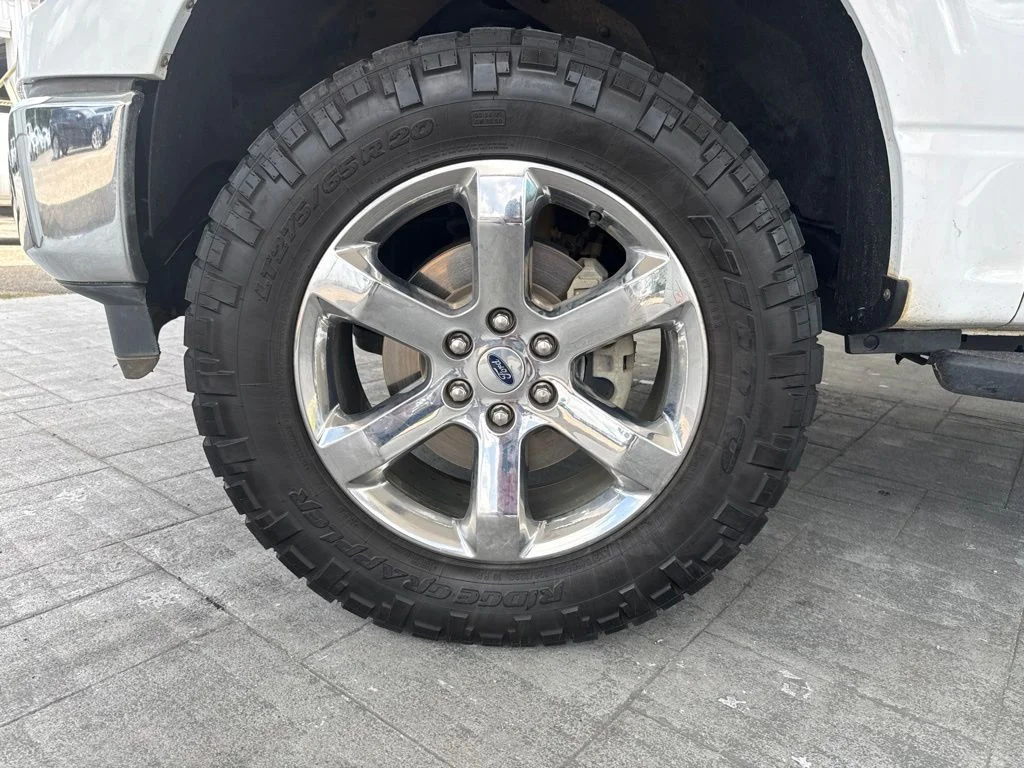 Used 2021 Oxford White Ford XLT image 10