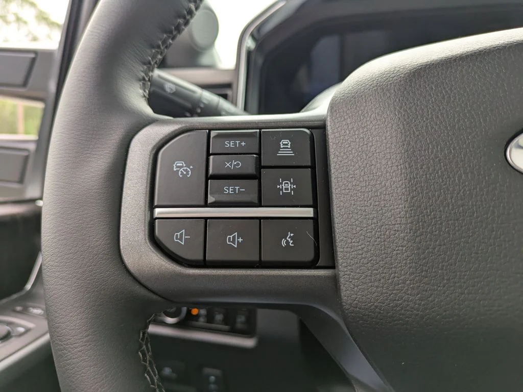 New 2026 Agate Black Metallic Ford Lariat image 28