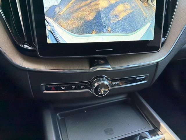 New 2026 Vapour Grey Volvo Plus image 21