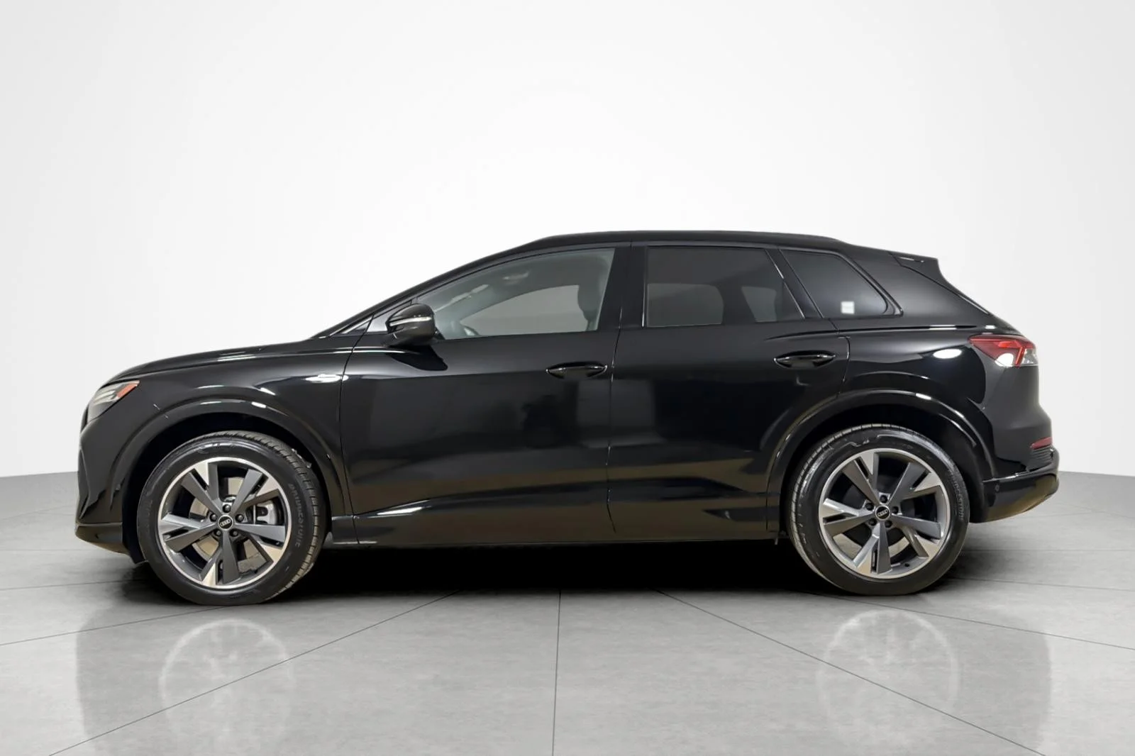 Certified Used 2023 Mythos Black Metallic Audi Prestige 50 quattro image 2