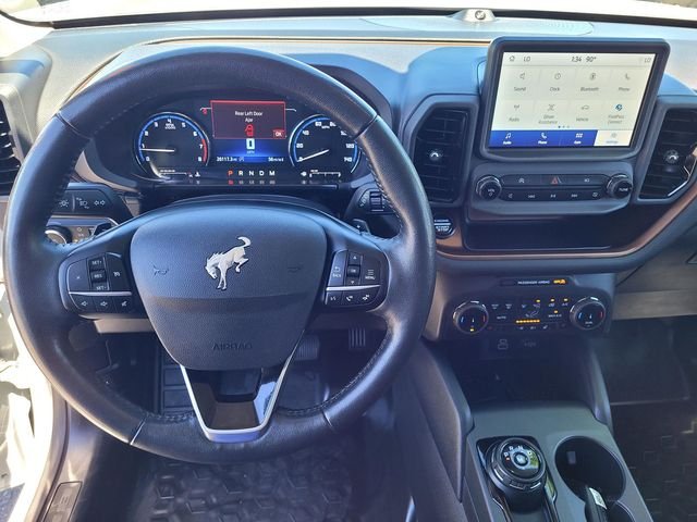 Used 2023 Green Ford Badlands image 9