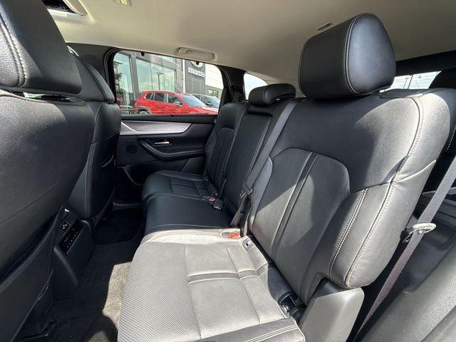 Used 2024 White Mazda Preferred image 24