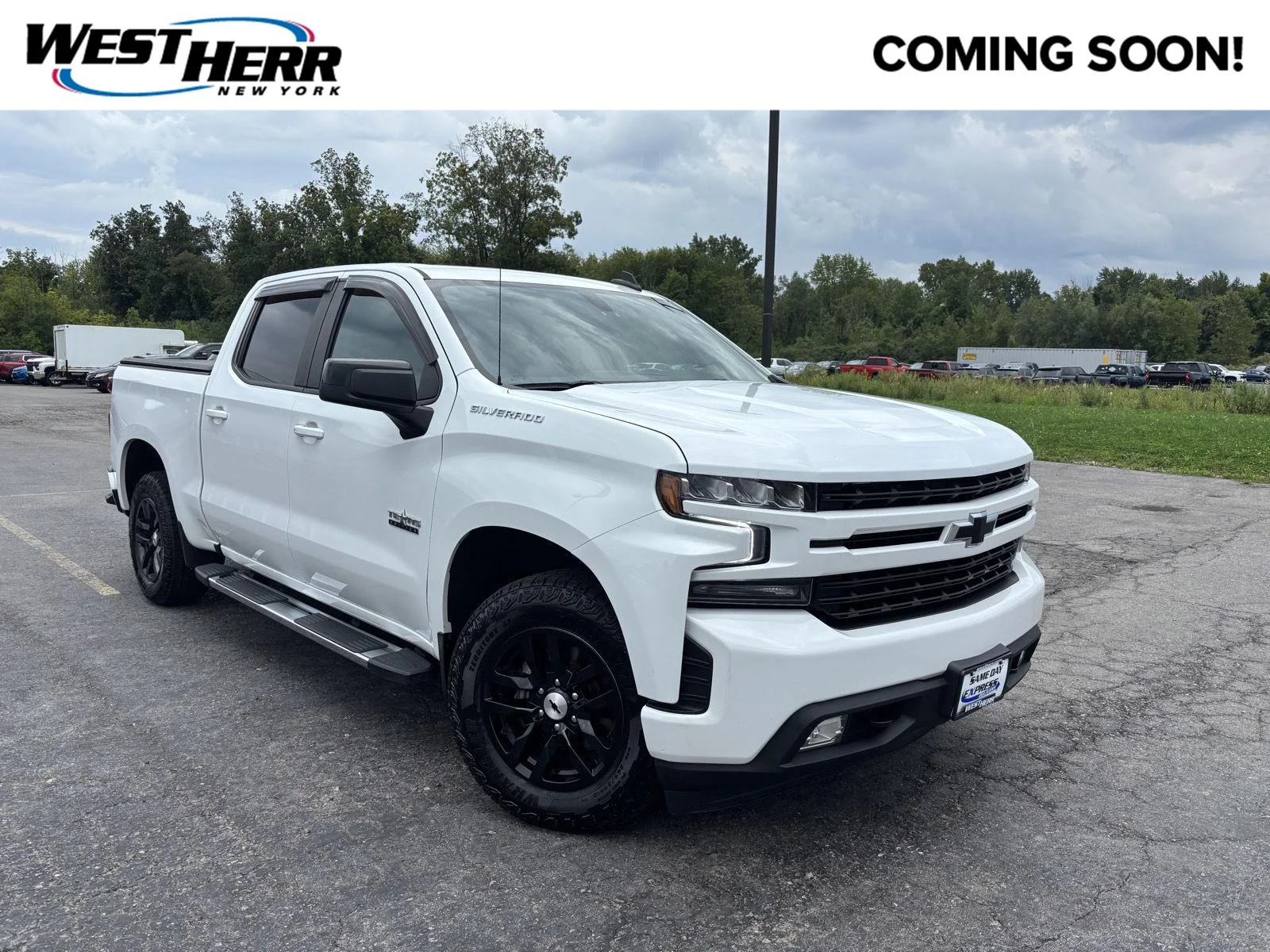 Used 2021 SUMMIT WHITE Chevrolet RST image 1