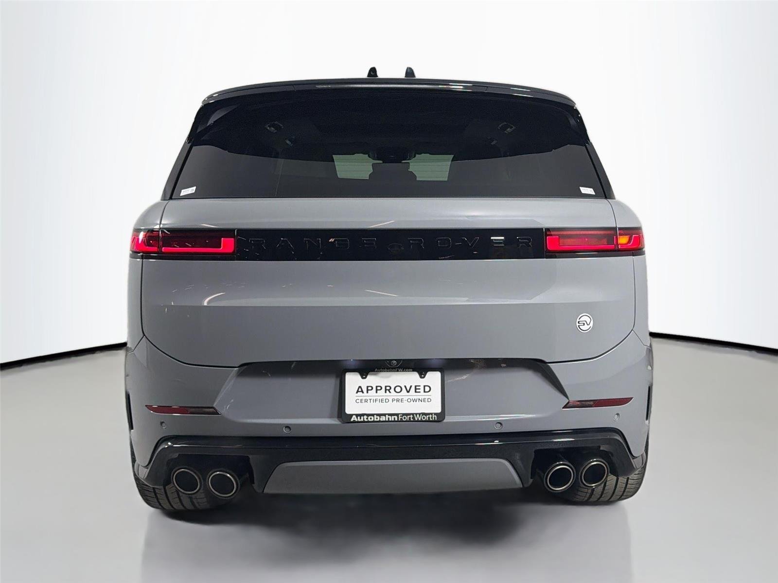 Used 2025 Marl Grey in Gloss finish Land Rover SV Edition Two image 6