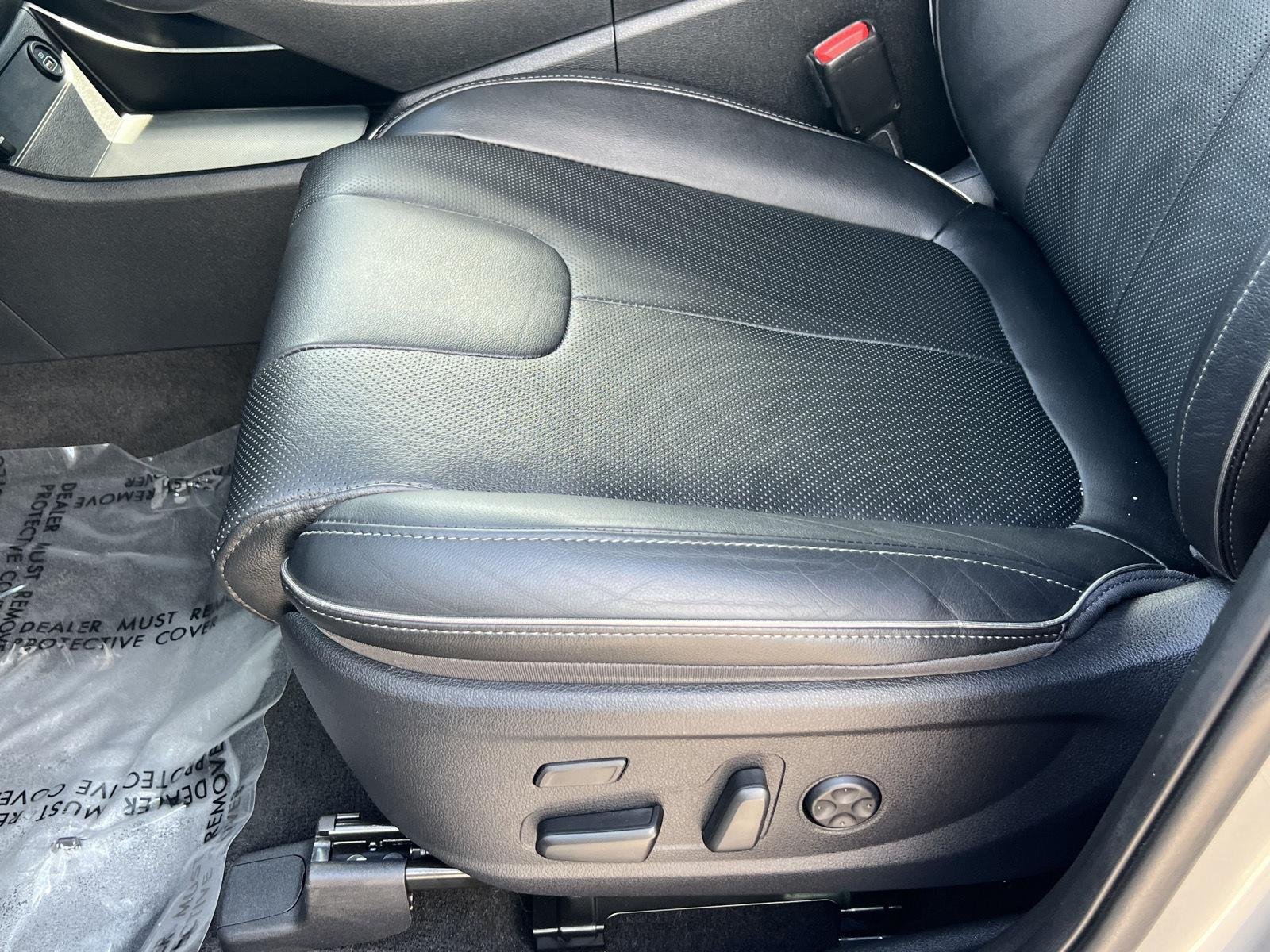 Certified Used 2023 Shimmering Silver Hyundai Limited image 30