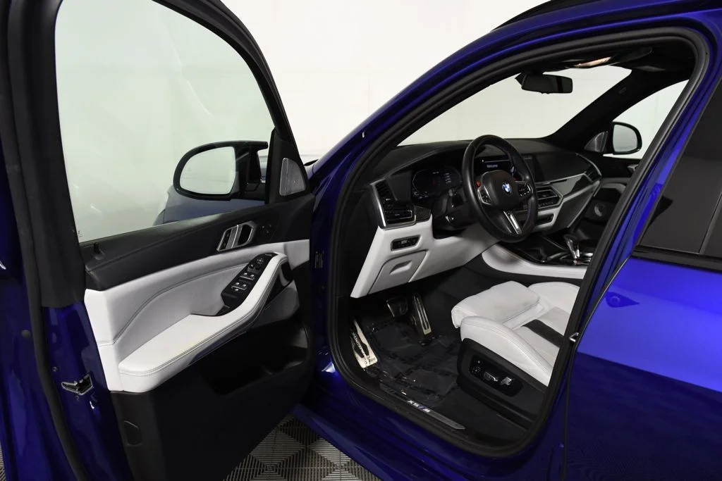 Used 2023 Marina Bay Blue Metallic BMW Base image 18