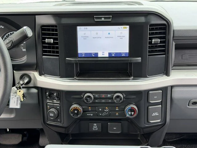 New 2026 Oxford White Ford XL image 20