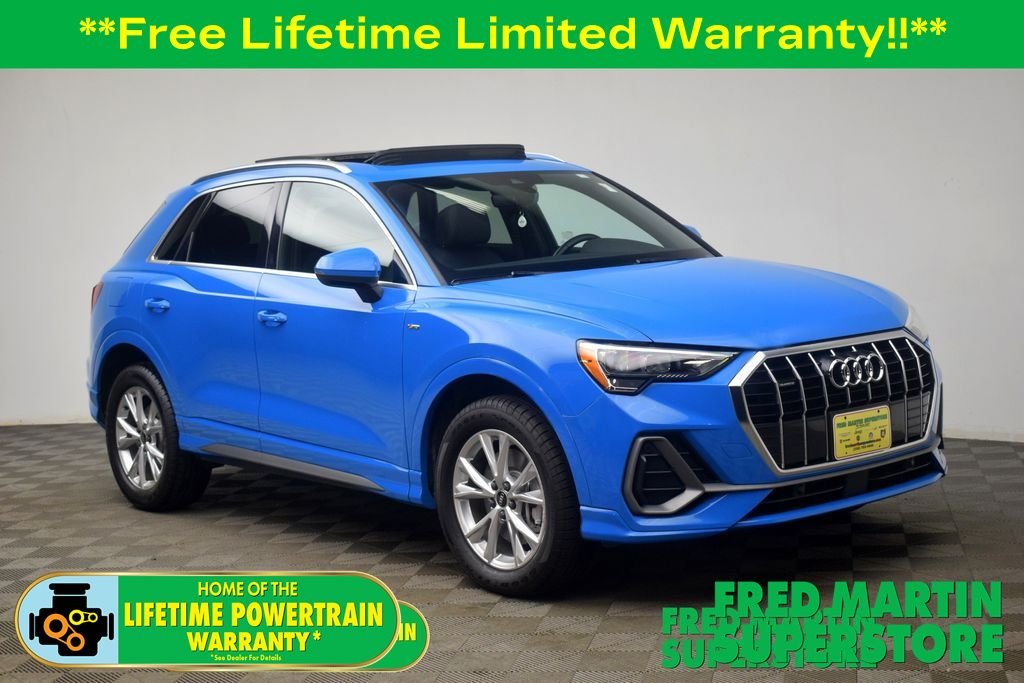 2022 Audi Q3 45 TFSI S Line Premium quattro's photo
