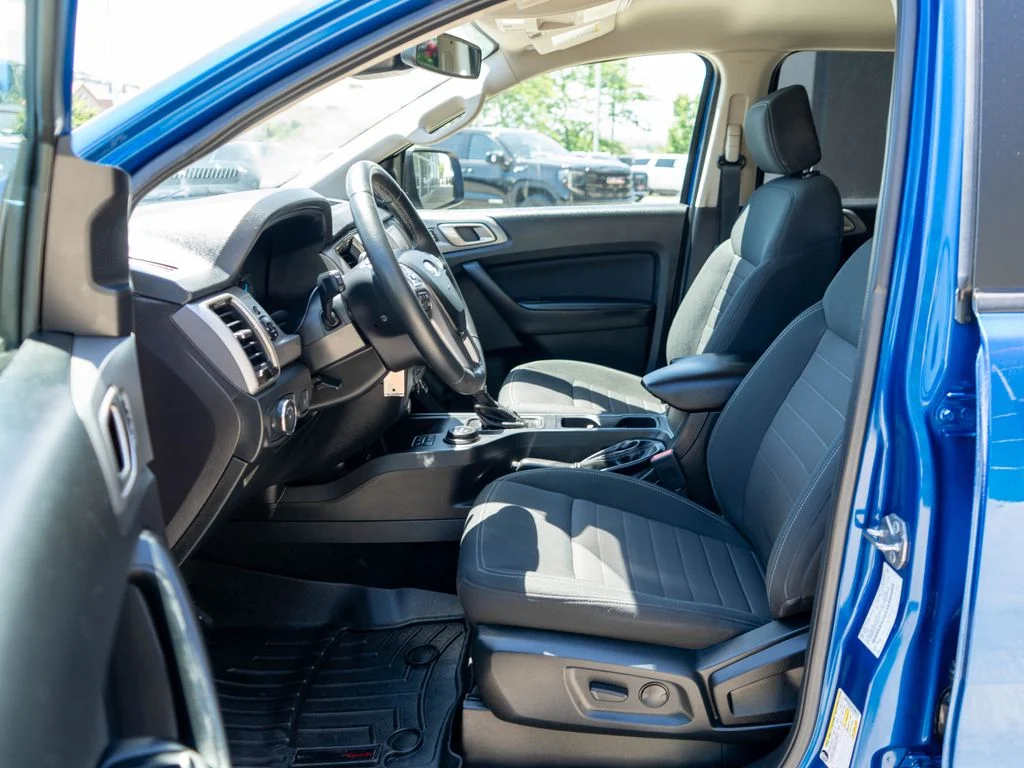 Used 2019 Blue Ford XLT image 11