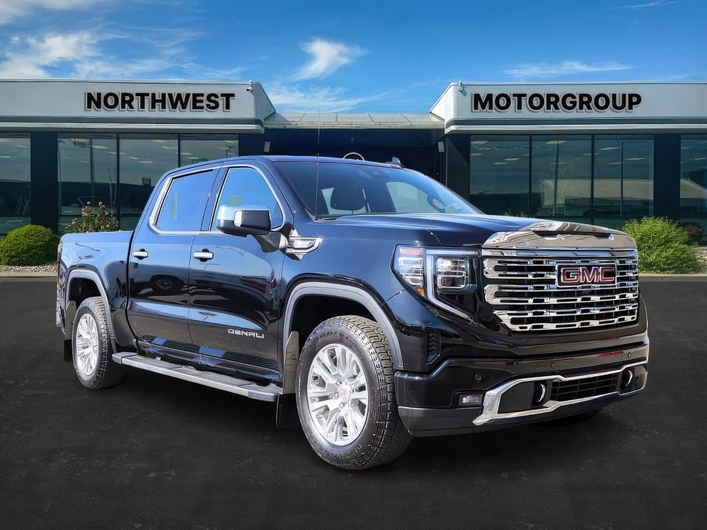 2024 GMC Sierra Denali 4WD Crew Cab Short Box's photo