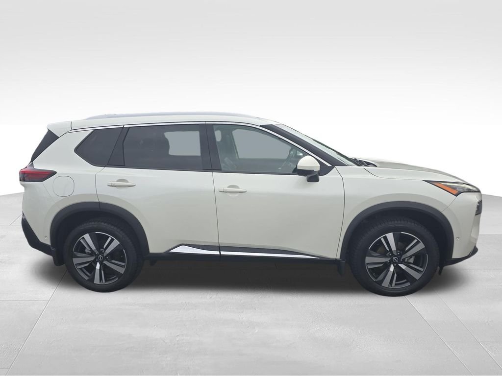 2023 Nissan Rogue SL - Photo 6