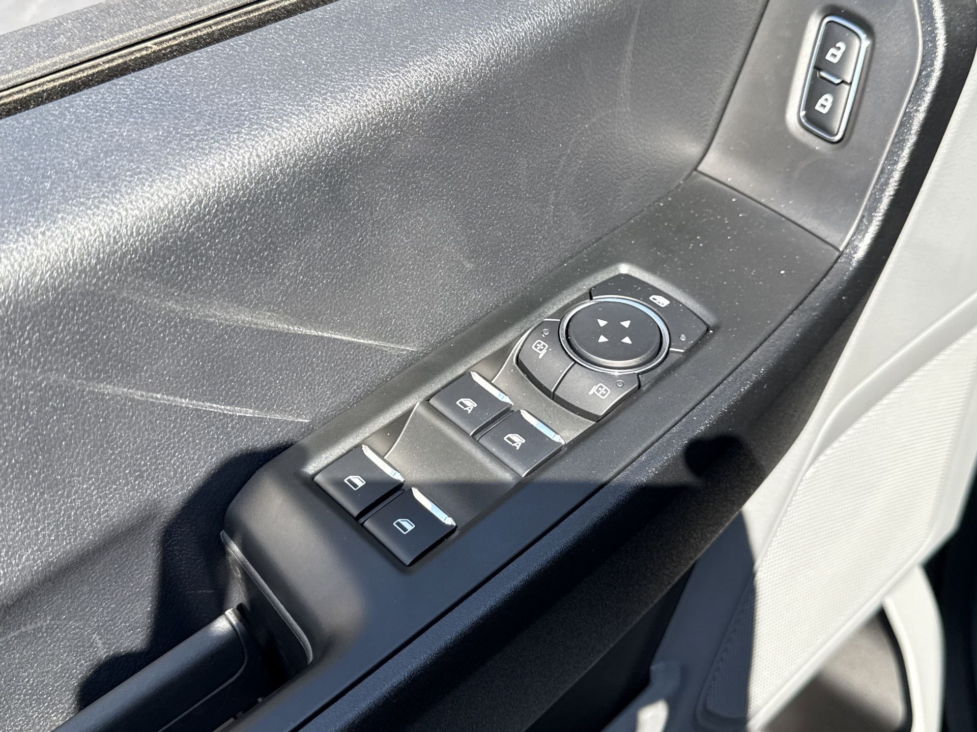 2025 Ford F-350 Super Duty Chassis Cab XL - Photo 15