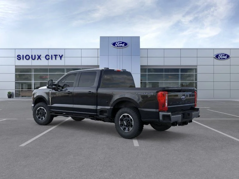New 2026 Agate Black Metallic Ford F-250® XLT image 4