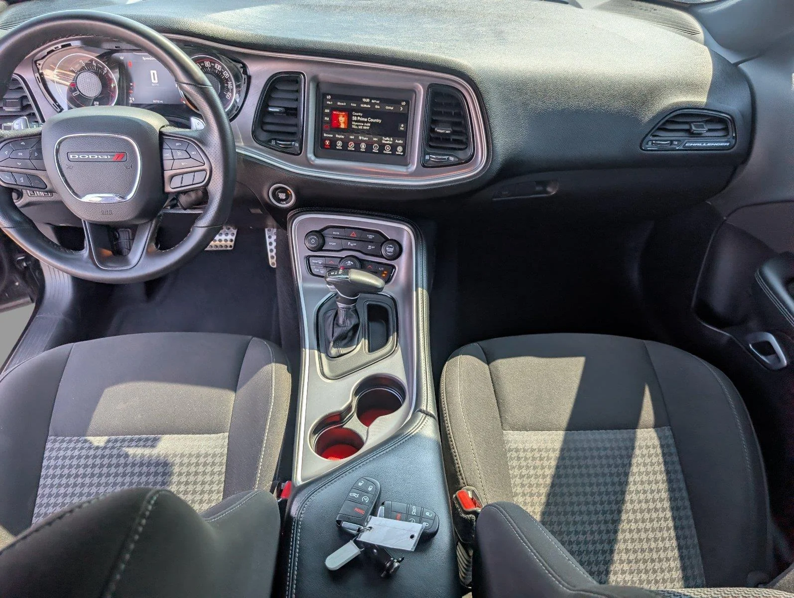 Used 2022 Pitch Black Clearcoat Dodge R/T image 32