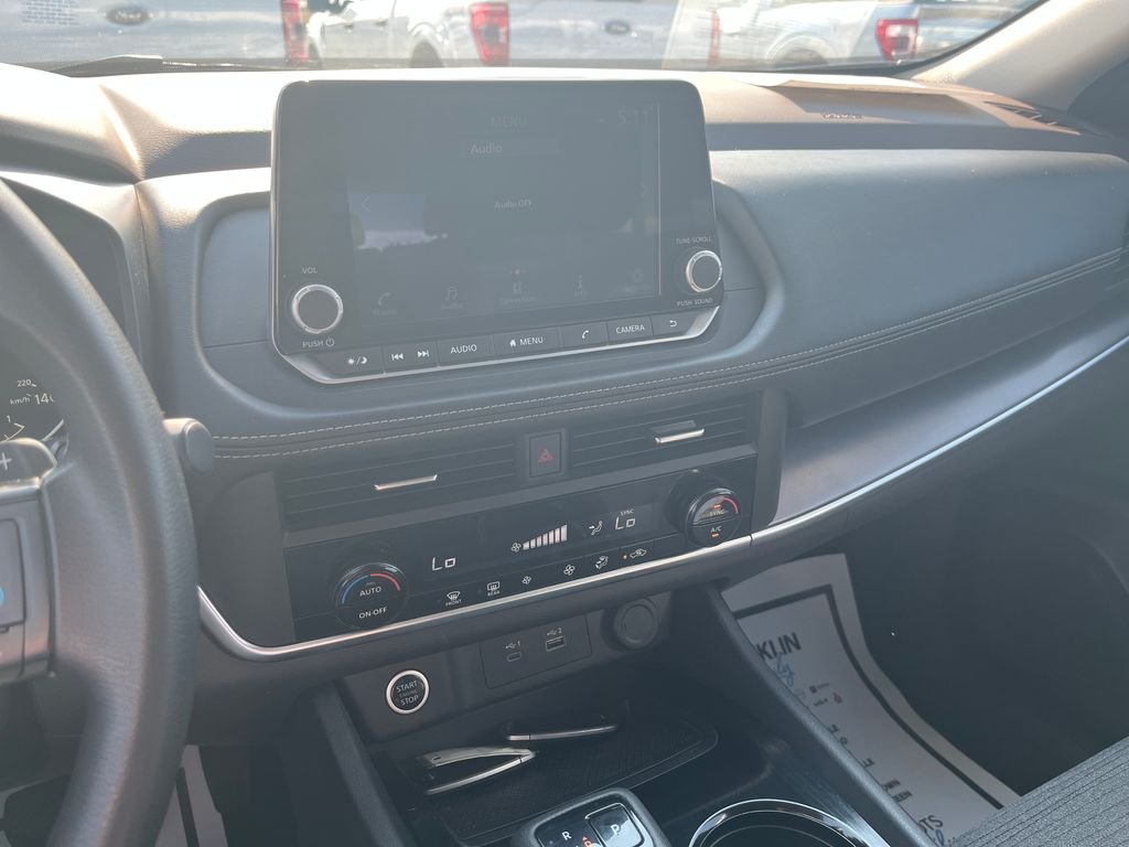 Used 2023 Gray Nissan SV image 17