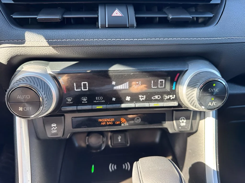 Used 2022 Black Toyota XLE image 20