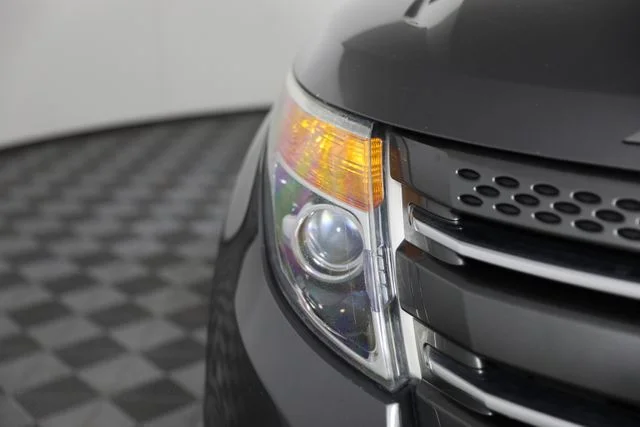 Used 2015  Ford XLT image 7